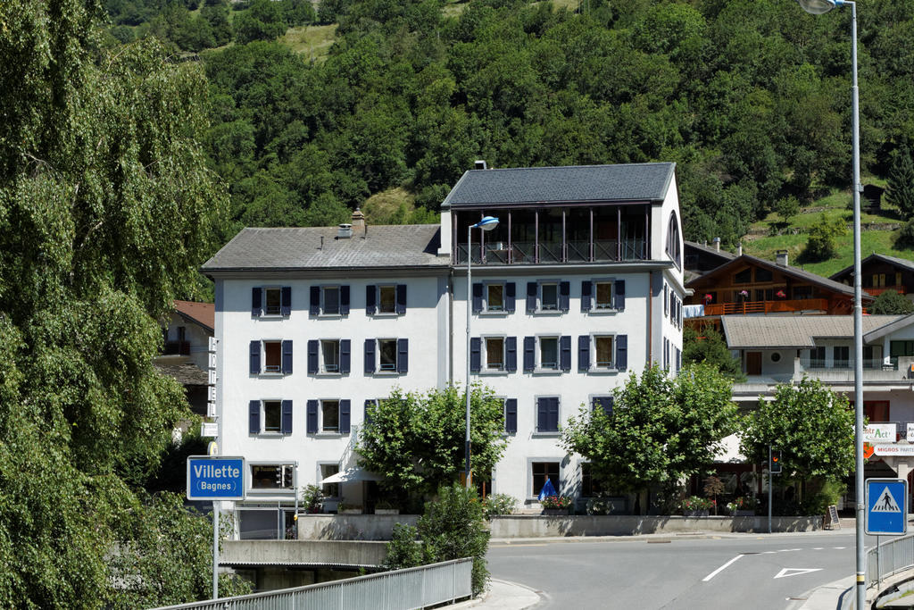 Hotel Restaurant Le Gietroz 2*